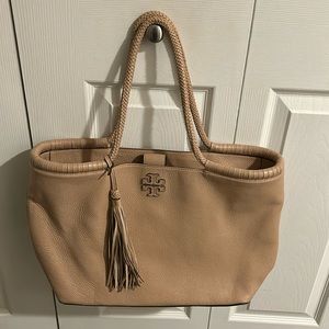 Tan Leather Tory Burch Tote Purse!!